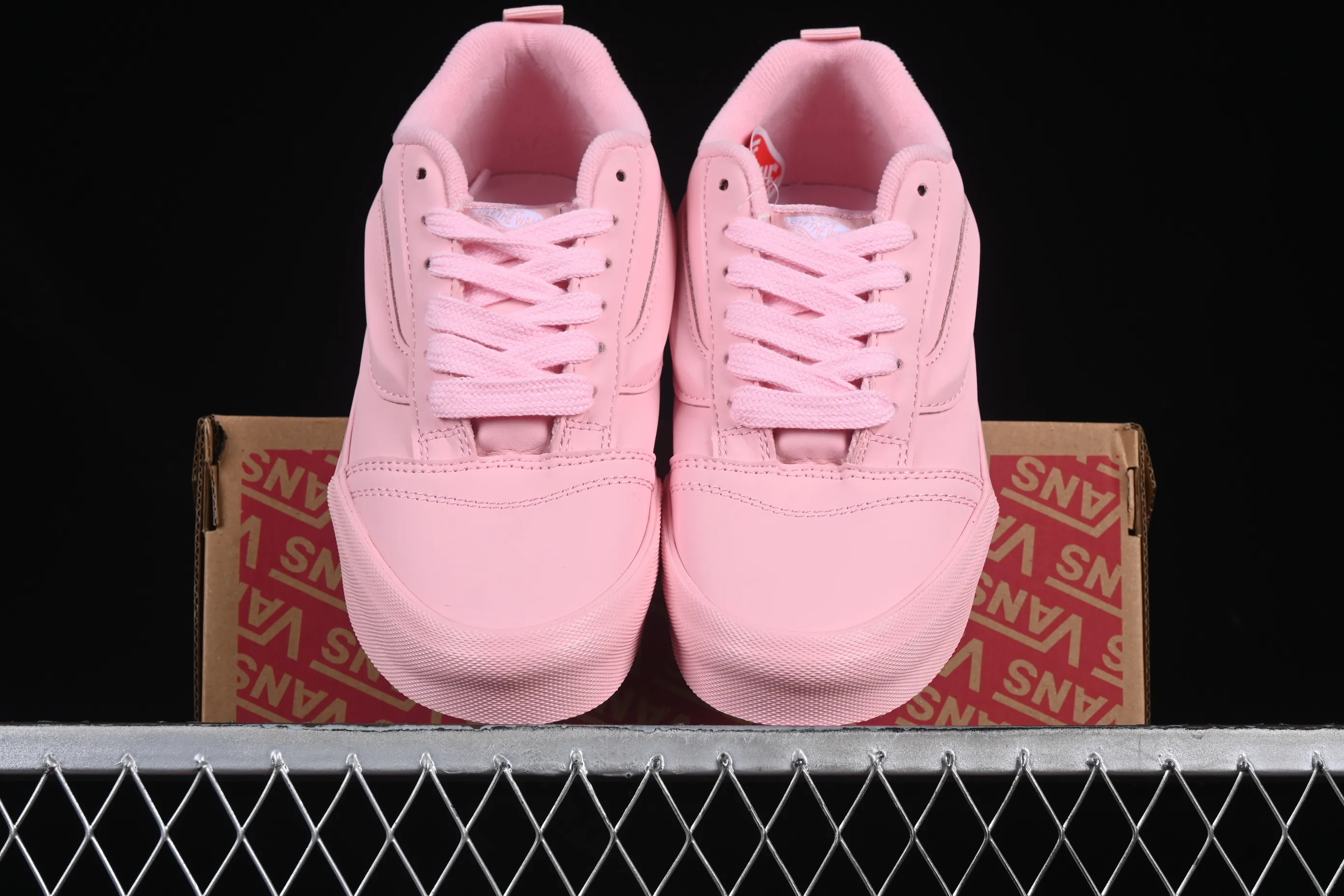 All categories Vans Vans series Vans Low Vans low-top Vans Knu Skool Vans low-top retro casual fat bread shoes VN0009QCWBL